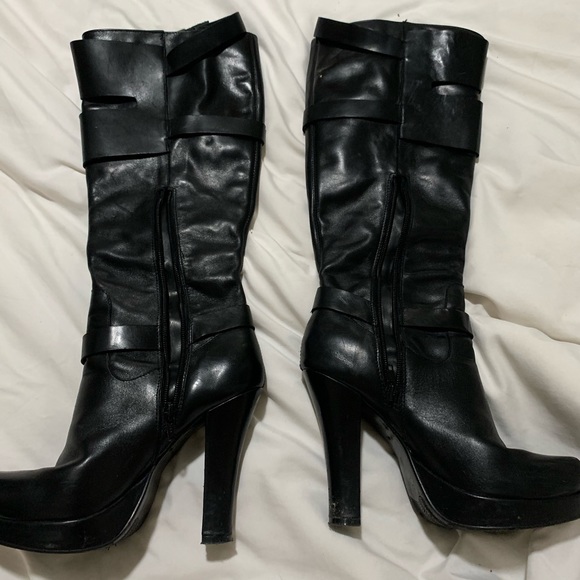 Steve Madden Shoes - Steve Madden Black Leather Boot
